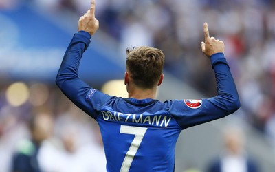 爱游戏体育评论-多库首球来了曼城捡到宝了